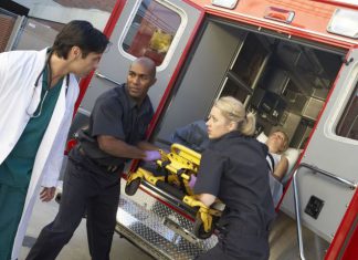 How To Become An EMT and Paramedic emt paramedic