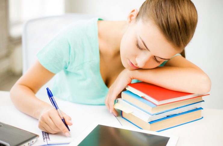Students Chasing Sleep Turn to Melatonin, But Should They?
